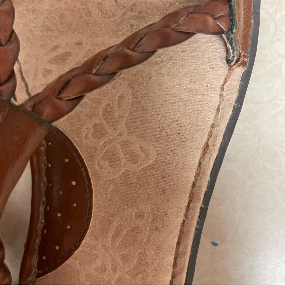 B.O.C Born Concept Brown Braided Leather Flat Sandals women’s Size 6